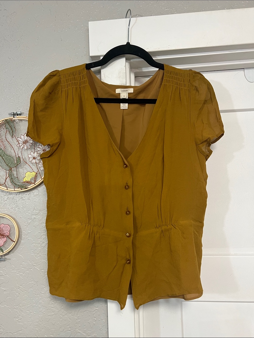 J.CREW SILK MUSTARD YELLOW BUTTON FRONT SHOET SLEEVE BLOUSE 12
